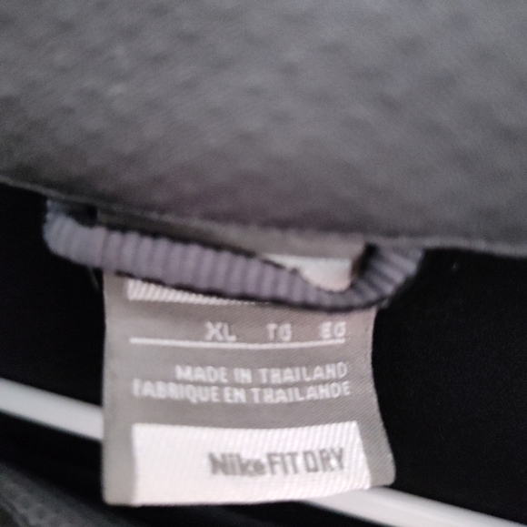 Vintage Nike Dry Fit Y2K Pullover Activewear Grey Black Shirt XL - Picture 4 of 4